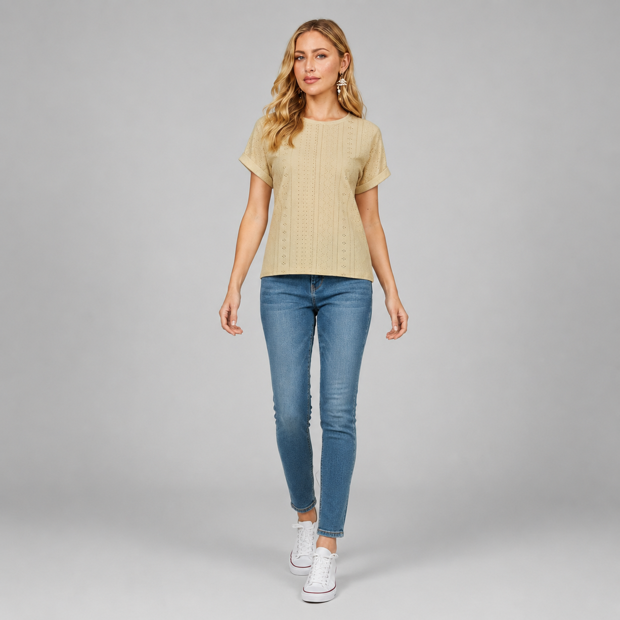 Bella Freizeitshirt | Lochstickerei Baumwoll-Top mit Ärmeln